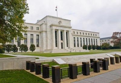 Fed reduz taxa de juros nos Estados Unidos, mas nega influência da eleição de Trump