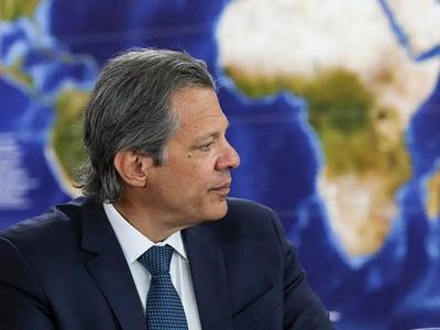 Datafolha: 68% dos brasileiros avaliam trabalho de Haddad como ruim ou regular 