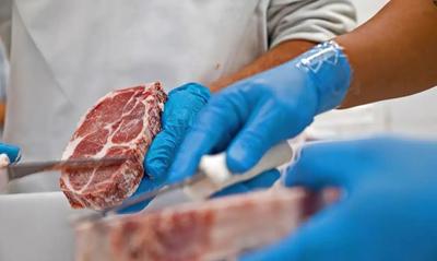 Bancada agro defende boicote ao Carrefour: “Se carne brasileira serve aqui, tem que servir na França”