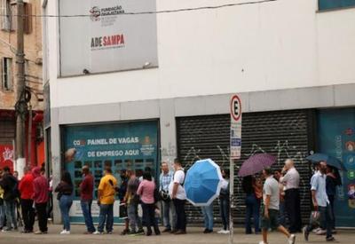 IBGE: desemprego cai para 9,8% em maio e marca os 10,6 milhões