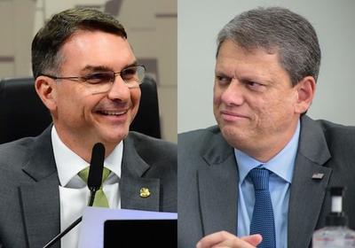 Grupo do centrão descarta candidatura de Tarcísio e dá Flávio como consolidado