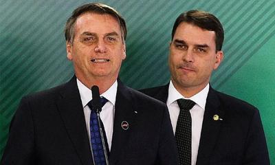 Após condenação no STF, Flávio faz nova visita a Jair Bolsonaro nesta sexta-feira (12) 