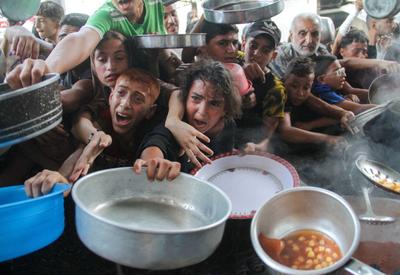 Ao menos 147 palestinos morreram de fome em Gaza; 89 das vítimas eram crianças