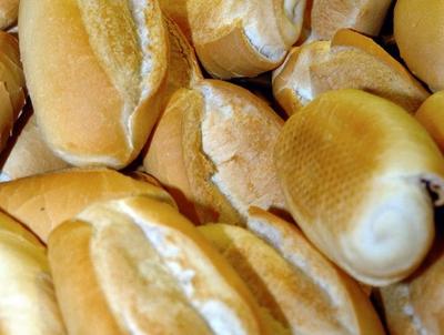 Reforma tributária: projeto inclui mudanças para pão e empresas voltadas ao futebol