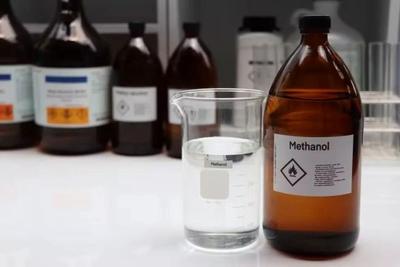 Sobe para 24 o número de casos confirmados de intoxicação por metanol; suspeitos chegam a 235