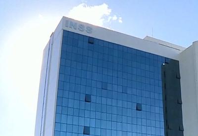 STF determina bloqueio de R$ 390 milhões de sindicato de aposentados investigado por fraudes no INSS 
