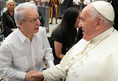 Frei Betto analisa legado de papa Francisco e aposta em novo papa italiano