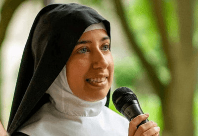 "Diziam que eu era bonita demais", revela freira brasileira demitida de mosteiro na Itália