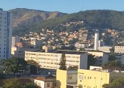 Confronto entre facções rivais assusta moradores no Morro do Fubá, no Rio