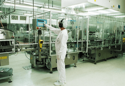 Instituto Butantan vai assumir farmacêutica pública para ampliar produção de medicamentos do SUS