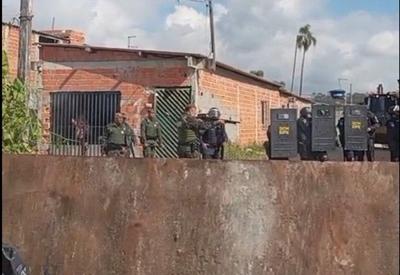 GCM entra em confronto com moradores durante demolição de imóveis na zona sul de SP