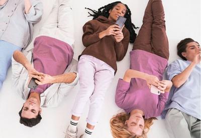 Um terço da Geração Z ainda investe na poupança, diz estudo