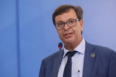 PGR aponta saída de familiares de Cid do país como indício de possível fuga de delator