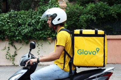 Aplicativo de delivery na Espanha promete contratar todos os entregadores