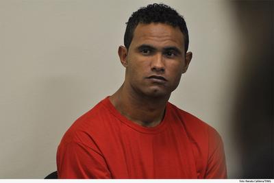 Justiça do Rio de Janeiro manda prender goleiro Bruno após descumprimento da condicional