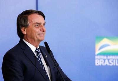Plano de governo de Bolsonaro prioriza empregos, família e liberdade