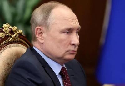 Rússia lança 45 drones iranianos contra Ucrânia e fere duas pessoas