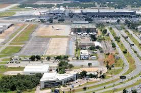 Pneus de avião da PM estouram durante pouso no Aeroporto de Brasília