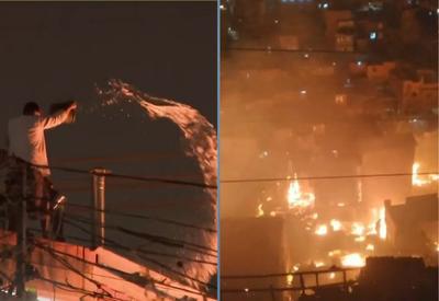 Incêndio destrói centenas de moradias na zona sul de SP  