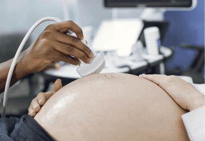 Justiça mantém indenização de R$ 100 mil a gestante que perdeu gêmeos após falha médica