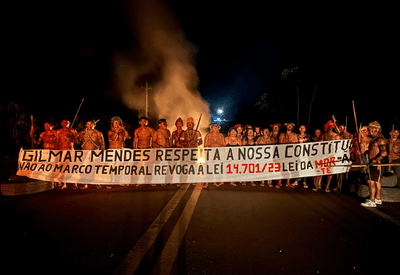 Indígenas Munduruku protestam e bloqueiam trecho de rodovia no Pará
