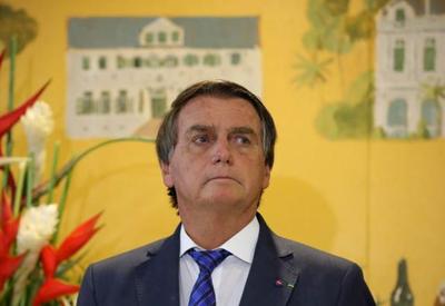 "Pontos localizados, mas de destruição intensa", descreve Bolsonaro
