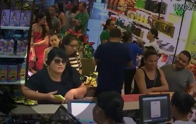 Vídeo: Mulher usou peruca para comprar ovo de Páscoa que matou criança no Maranhão