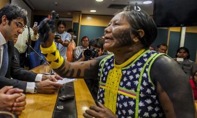 Tuíre Kayapó, liderança indígena da terra Las Casas, morre vítima de câncer