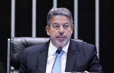 "Tudo foi feito em cumprimento à decisão do STF", diz Lira sobre emendas