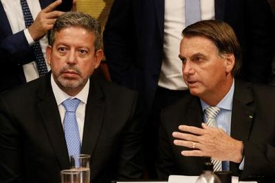 Eleições 2024: Partidos da base de Lula devem se coligar com o PL, de Bolsonaro, em dez capitais