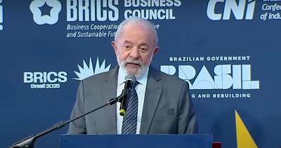 Lula critica "vácuo de liderança" global e defende papel do Brics na solução de conflitos