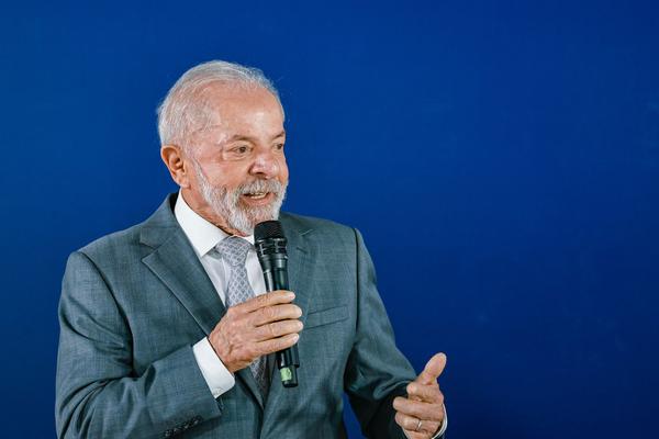 Imagem da notícia: Planalto recebe chamadas de países que querem conversar com Lula sobre Venezuela