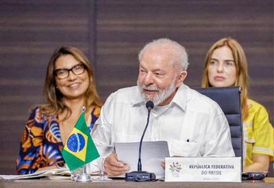 "Nunca foi tão urgente" retomar cooperação, diz Lula na abertura da Cúpula da Amazônia