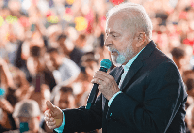 Lula viaja nesta quarta (12) para a Suíça em meio a articulações no Congresso