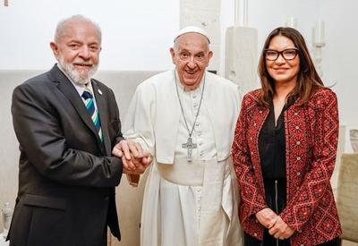 Lula realiza missa em Brasília pela saúde do papa Francisco 
