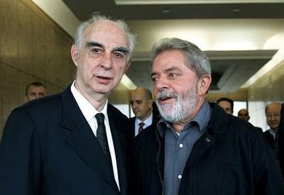 Lula lamenta morte de Cláudio Lembo: "Deixa um legado de compromisso com a democracia"