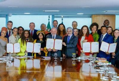 Lula sanciona lei que aumenta cotas em concursos públicos para 30%