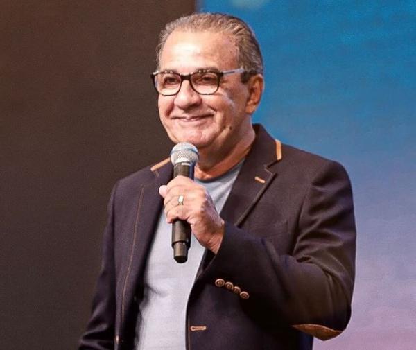 Imagem da notícia: Malafaia diz que vai apoiar Flávio Bolsonaro, mas não será “massa de manobra de bolsominion”