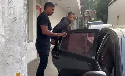 "MC do Tráfico" é preso no aeroporto de Fortaleza