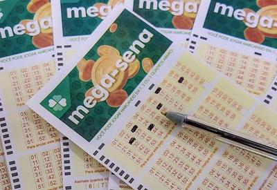 Mega-Sena acumula e chega a R$ 10 milhões; veja os números sorteados