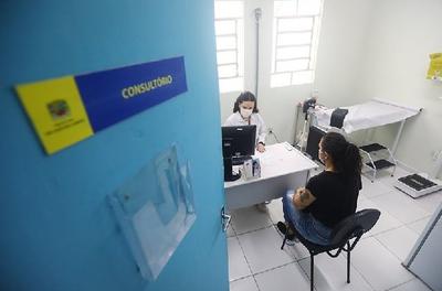 Quase metade das brasileiras com sintomas da menopausa não realiza tratamento