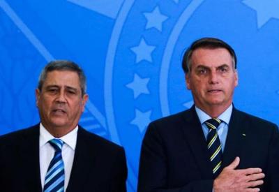 Bolsonaro não confirma, mas sinaliza Braga Netto como vice em 2022