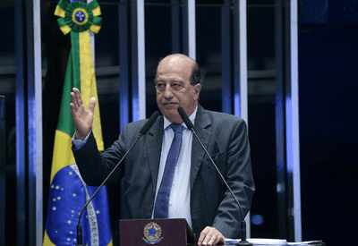 Ministro do TCU culpa Eduardo Leite e Sebastião Melo pelas enchentes no RS