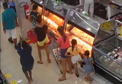 Segurança de supermercado é morto na frente dos clientes no litoral de SP
