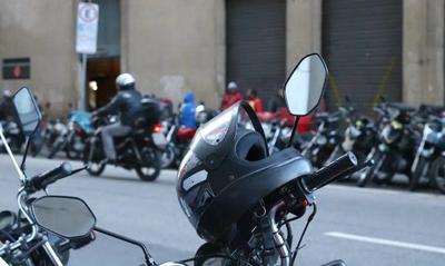 Justiça mantém suspensão, mas recomenda regulamentação do serviço de mototáxi em SP