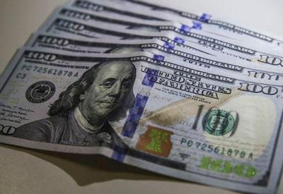 Após intervenção do Banco Central, dólar recua e chega a R$ 6,05