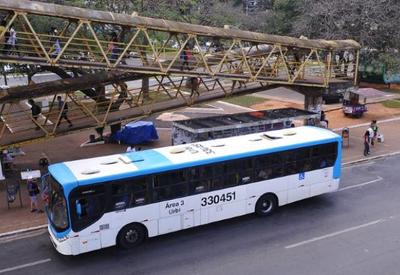 Mendonça suspende reajuste de passagens entre DF e entorno