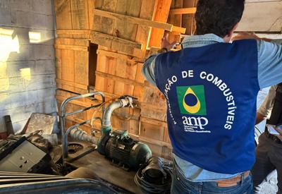Polícia faz operação contra adulteração e lavagem de dinheiro no setor de combustíveis na BA