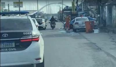 Polícia faz operação no Complexo da Maré contra furto de serviços e tráfico de drogas