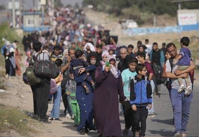 Em meio a críticas, Israel começa preparativos para a retirada de palestinos de Gaza